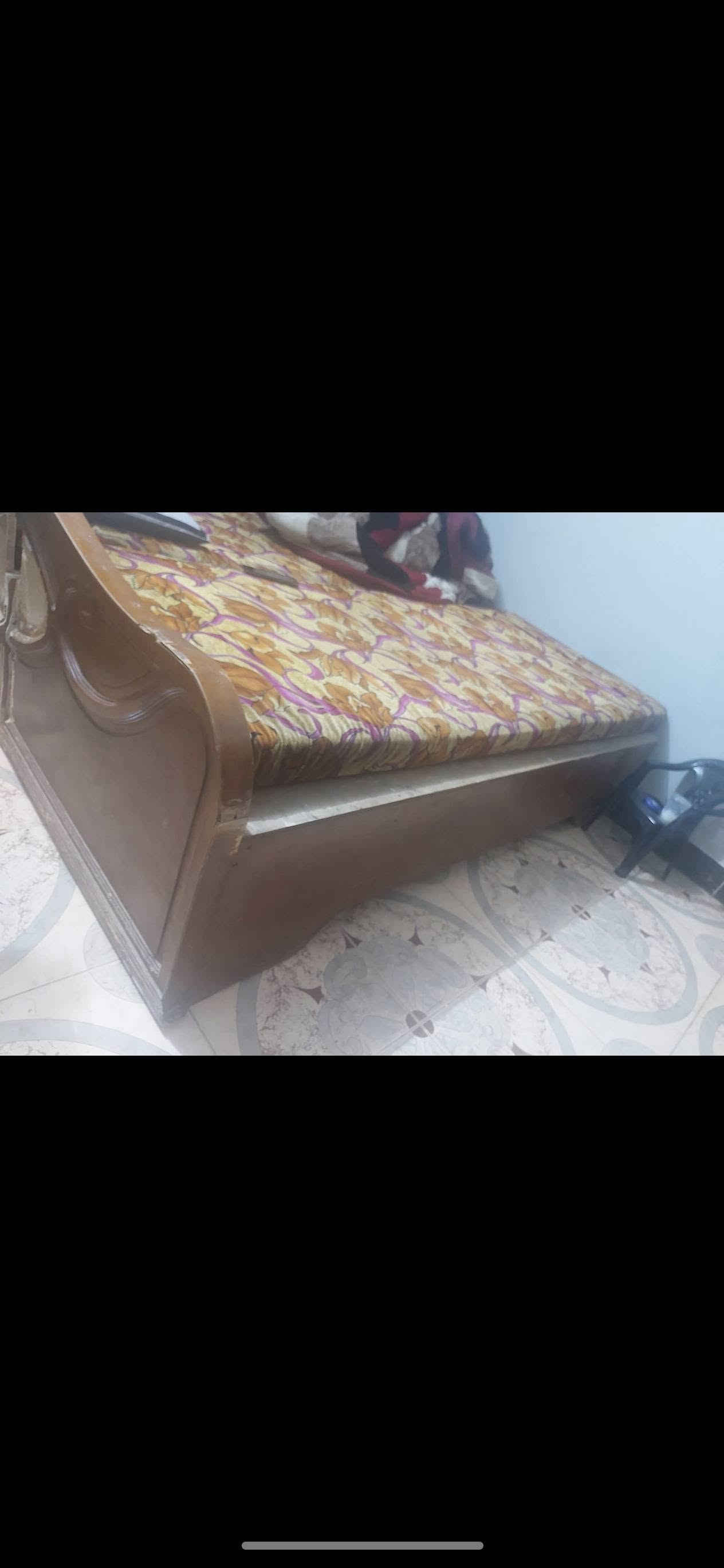 غسالة مواعين • سرير أطفال خشب • ميز بلازمه