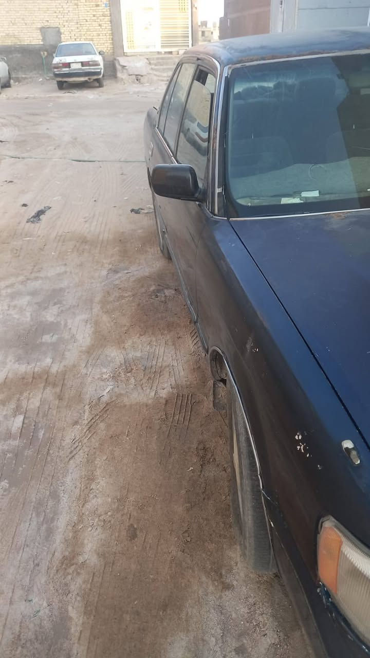ارنب ايسر بلاد موديل ٩٢ محرك وكير خير من الله نواقص حداديه وصبغ  العنوان فنجانيه مطار نجيبيه  رقم موبايل *********** سياره باسمه اتصال على هذا الرقم ثاني يوم المداوره
