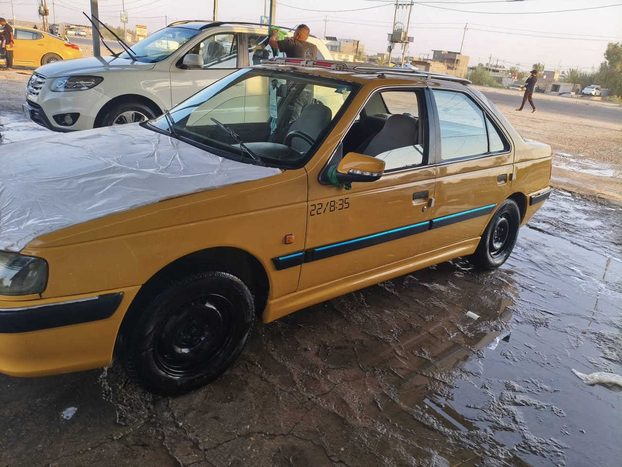 سلام عليكم بيجو بارص 13رقم بغداد انكليزي راعيه بل ديوانيه يمي سنويه لل 27 شهر الخامس السيارة حداديه تخم تاير جديد عوزه بس تبريد مكفوله من الضربه والتبديل مصبوغ حزام السعر 35 وبيه مجال للتواصل ***********
