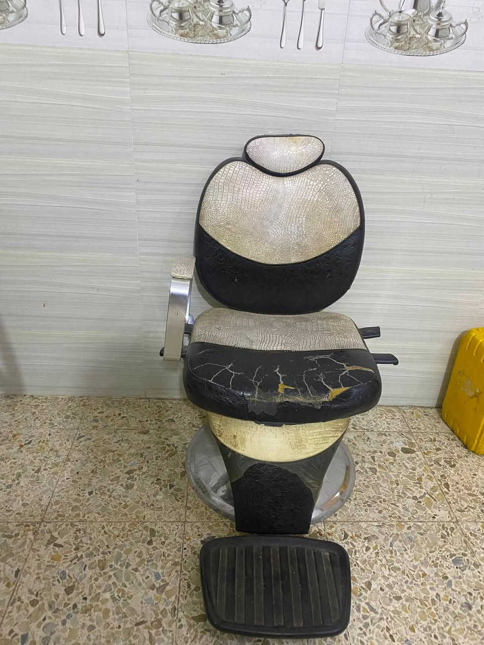عندي غراض بيت البيع  ***********كلمن وسعره
