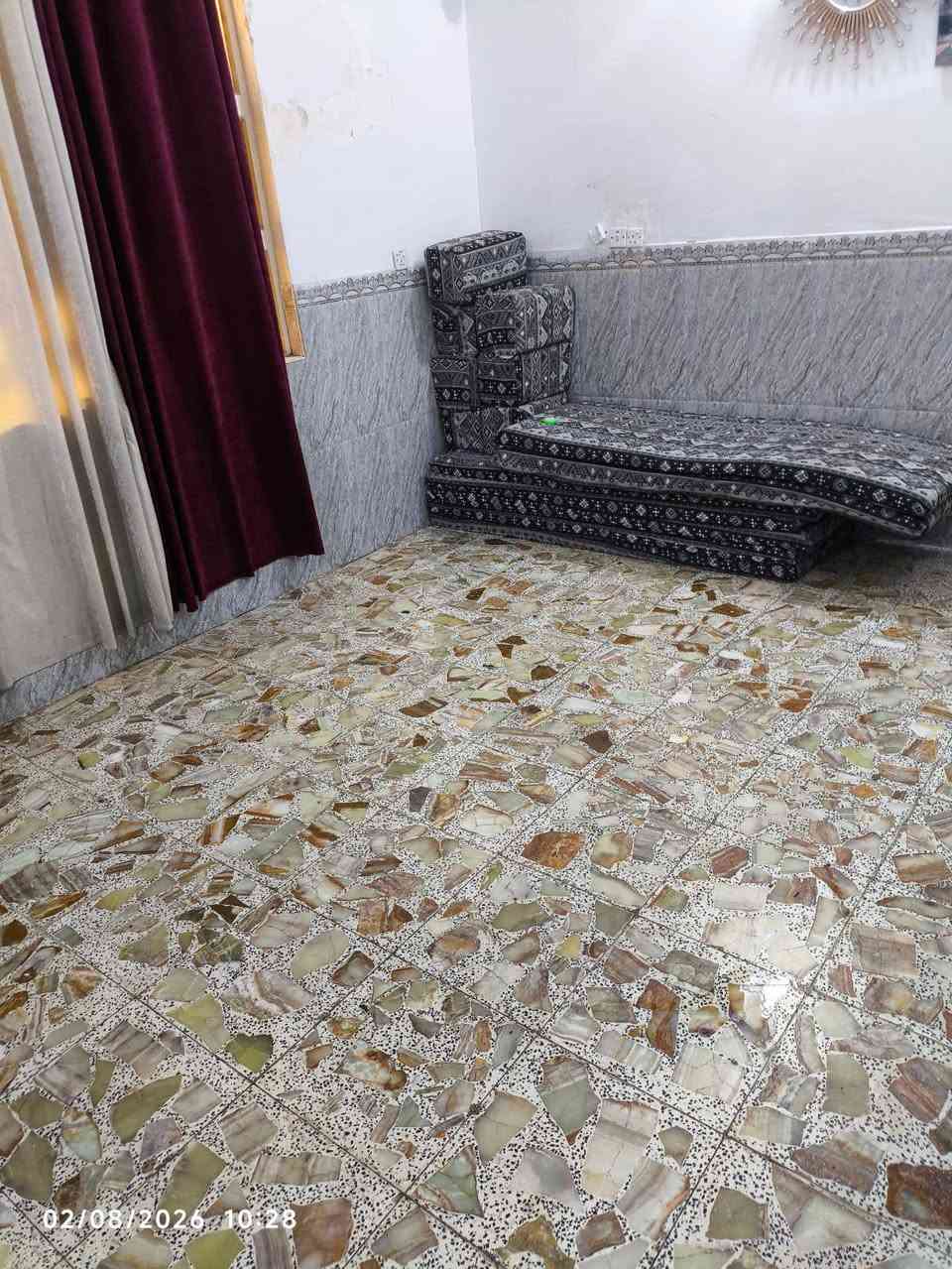 سلام عليكم بيت 100 متر مربع
يتكون البيت من غرفه وصاله واستقبال ومطبخ وحمام داخلي وخارجي
البيت مال جناي مو سوكي صب فوك وجوه
الكاونتر ويا البيت
صب فوك وجوه سراميك كاشي كله جديد تجي تشوف بعينك سند ٢٥ مشمول بتطويب
عنوانه مقابل باب قريه الغدير شارع المؤسسسه
عرض الشارع ١٠ متر
سعره 55 وبي مجال
***********

