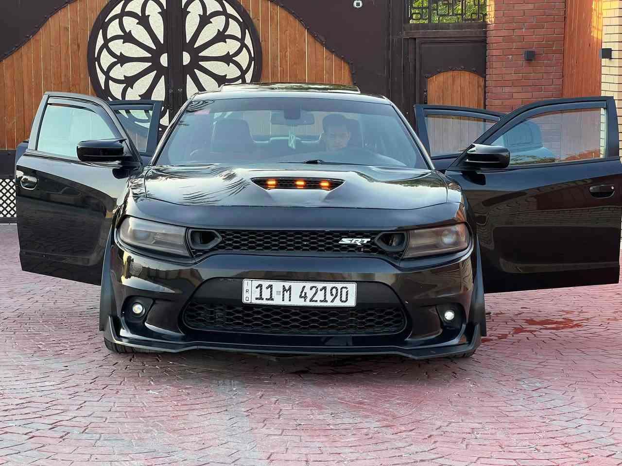 السلام عليكم جارجر 2018 SRT  فول مواصفات عليها مكينه 5700 حادث اربع قطع)    مراوس بجارجر سكات او RT   او GT حسب القناعه  وسعرها بلخاص للشرايه
مكان السياره بغداد الدوره 

رقمي  بي واتساب  ***********
