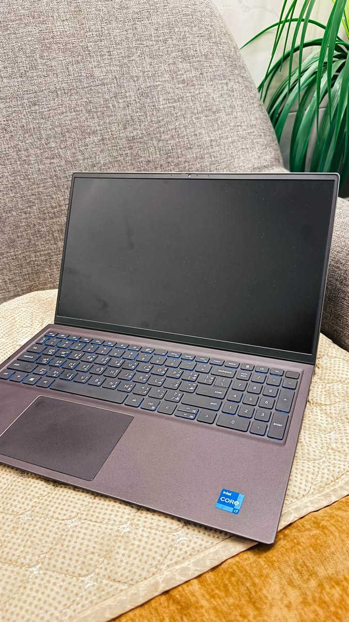 Dell Vostro 5510 • i7-11370H • رام 16GB