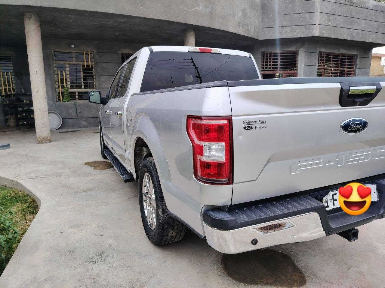لللبيع. او مراوس   Ford F-150
مديل 2018
حادث جاملغ خلفي ونص الباب الخلفي 
الفئة: XLT 

المحرك:سلندر . V6

الوقود: بنزين

الدفع: 4×2 خلفي (RWD)

الگير: أوتوماتيك 10 سرعات

باب طويل بدي قصير المرقوب 

الفرامل: ABS.

نظام الثبات

اربع انظما قياده

ايكو. طرق وعره.  سبورت

رادار امامي. حساسات خلفيه وكامره 

شاشه اندرويد

اطفاء ذاتي 

تدفئه كشنات

كراسي  تحكم كهرباء 

مرايات جانبيه مانع ضباب

شاشه تعرض الاعطال  

بعد  بيها هواي موصفات  

مكاني بغداد ورقم بغداد 

للأستفسار اكثر ومعرفه السعر انتصل ‏:‏‪***********‬‏
