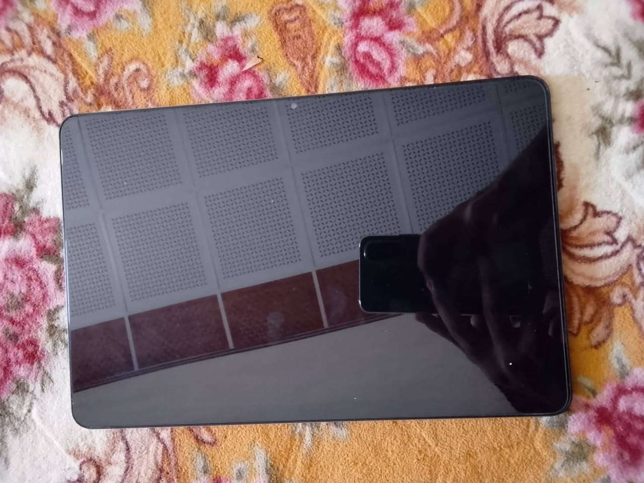السلام عليكم ايباد للبيع السعر مناسب البطاريه 6000 ذاكره 256 انفنكس مناسب للدراسة والألعاب ***********
