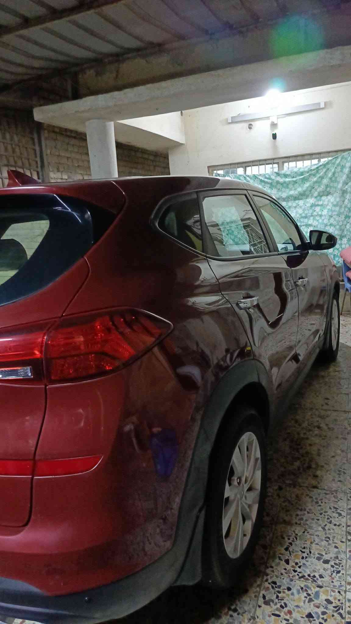 السلام عليكم
هونداي توسان ١٩ امريكي رقم بغداد انكليزي باسمي لون ماروني حادثه بنيد و جاملغ كما موضح بالصورة السياره جديده بمعنى الكلمه ماشية ٤٣ الف ميل ترابها زيرو سيارة نشطة وجاهزة من كلشي تخم تاير قبل كم يوم شديت تبريد ثلج تحكم استيرن جهتين شاشة اندرويد متعددة الوظائف كروز سرعة رادار أمامي تحديد مسار  طريق منحدر حساس خلفي حساس تايرات هاند ابريك بصمة كاميرا خلفية منضومة زنون انظمة قيادة اوتو هولد درايف مود اسبورت منافذ شحن تحكم مرايات جانبية سبير بلادي ما نازل حتى كتلوكات وعدة طبابة الشركة بيها 
السعر/ 138وبيها مجال للشراي 
للاستفسار / ***********
العنوان/ بغداد الشعب حي اور
