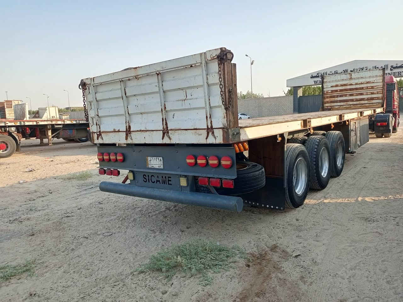 سكانية بطة موديل 92مكينة سودة 113حجم 380رقم نجف انكليزي بسمي 3لوحات مربوطة 3محور ***********

