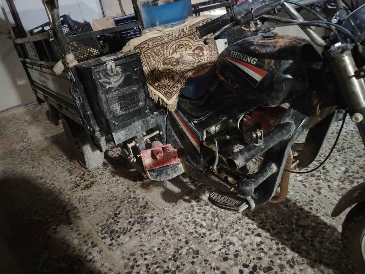 جمره دولفين للبيع 
مديل   23
سعرهه 2000
رقم نجف مكان نجف مالك نجف 
***********
