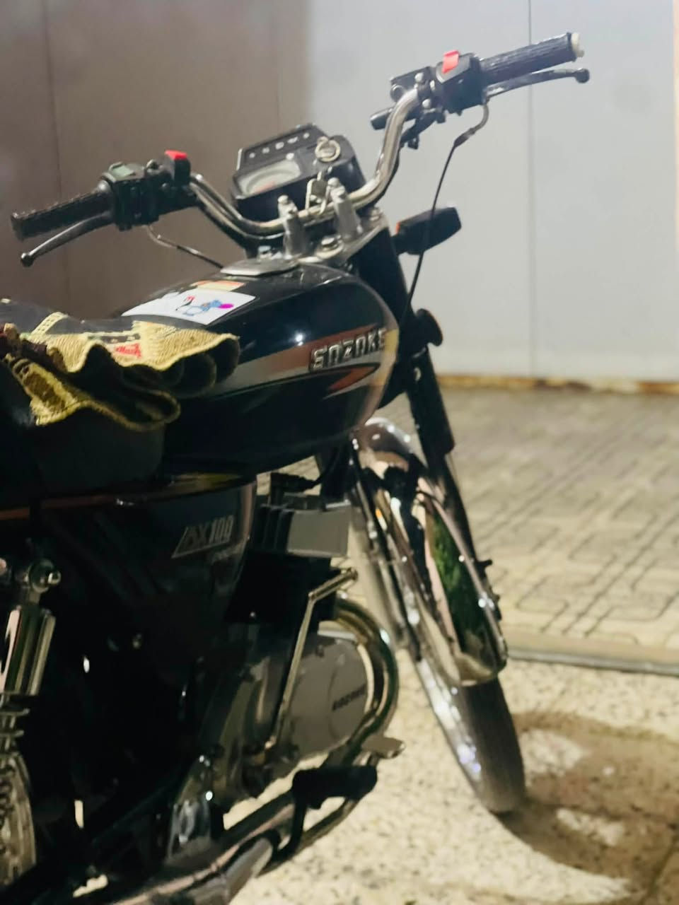 ساسوكي للبيع دراجه مكفوله  كفاله عامة عنواني حله بكرلي سعرر ٧٠٠وبيهاا مجال مستعجل ع بيعتهاا كلش رقمي ***********
