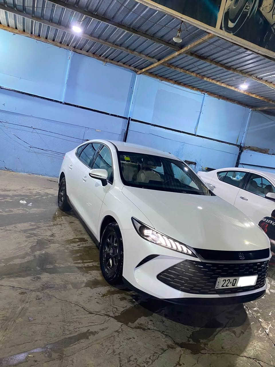 Byd qin plus 2025
ماوەی ڕۆشتن : 12 هزار کیلۆمەتر
مۆدێل: 2025
ناوزەرده
ڕەقەم هەولێرە
سەیارەکە بەس دەرگای دواوە لای سەکن قۆپەکی گچکەی هەیە  ، هیچی تری نیە هەمو شتێکی بە شەرت 
نرخى :138 ورقه معامله 
*********** أربيل, العراق
