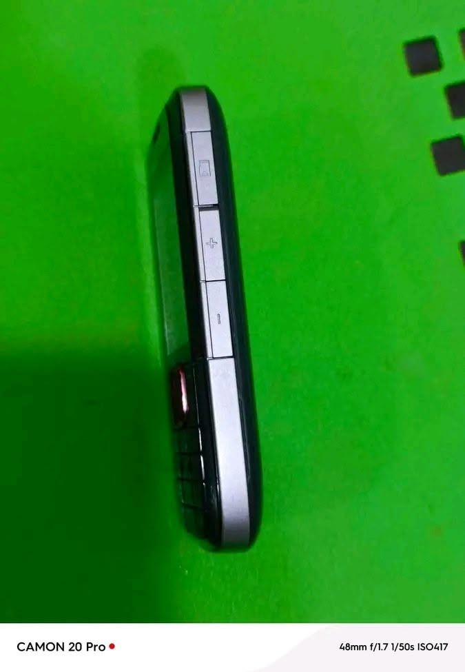 جهاز شغال كامل نضيف يوجد خدمة توصيل
السعرمعا التوصيل ٣٥الف قفل

نص مكتوب في الصور:
- CAMON 20 Pro • 48mm f/1.7 1/50s ISO700
- CAMON 20 Pro • 48mm f/1.7 1/50s ISO813
- CAMON 20 Pro •
- 48mm f/1.7 1/50s ISO501
- CAMON 20 Pro
- 48mm f/1.7 1/50s ISO417