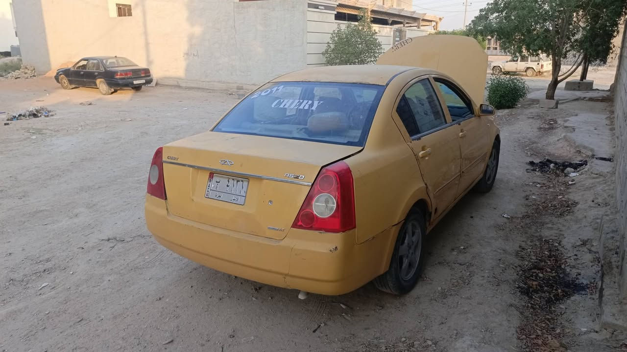 السلام عليكم 
شيري فايف موديل 2011 حُره للبيع السعر 17 وبيها مجال ما امسجله هيئه  وهيئه وره المشتري تحويل مباشر سيارة جاهزه نخم تاير كير ومحرك خير من الله صدر امامي خلفي كله جديد سيارة نقص ملاحضات مكاني الفلوجه السكنيه 
 قليلة للاستفسار
***********
