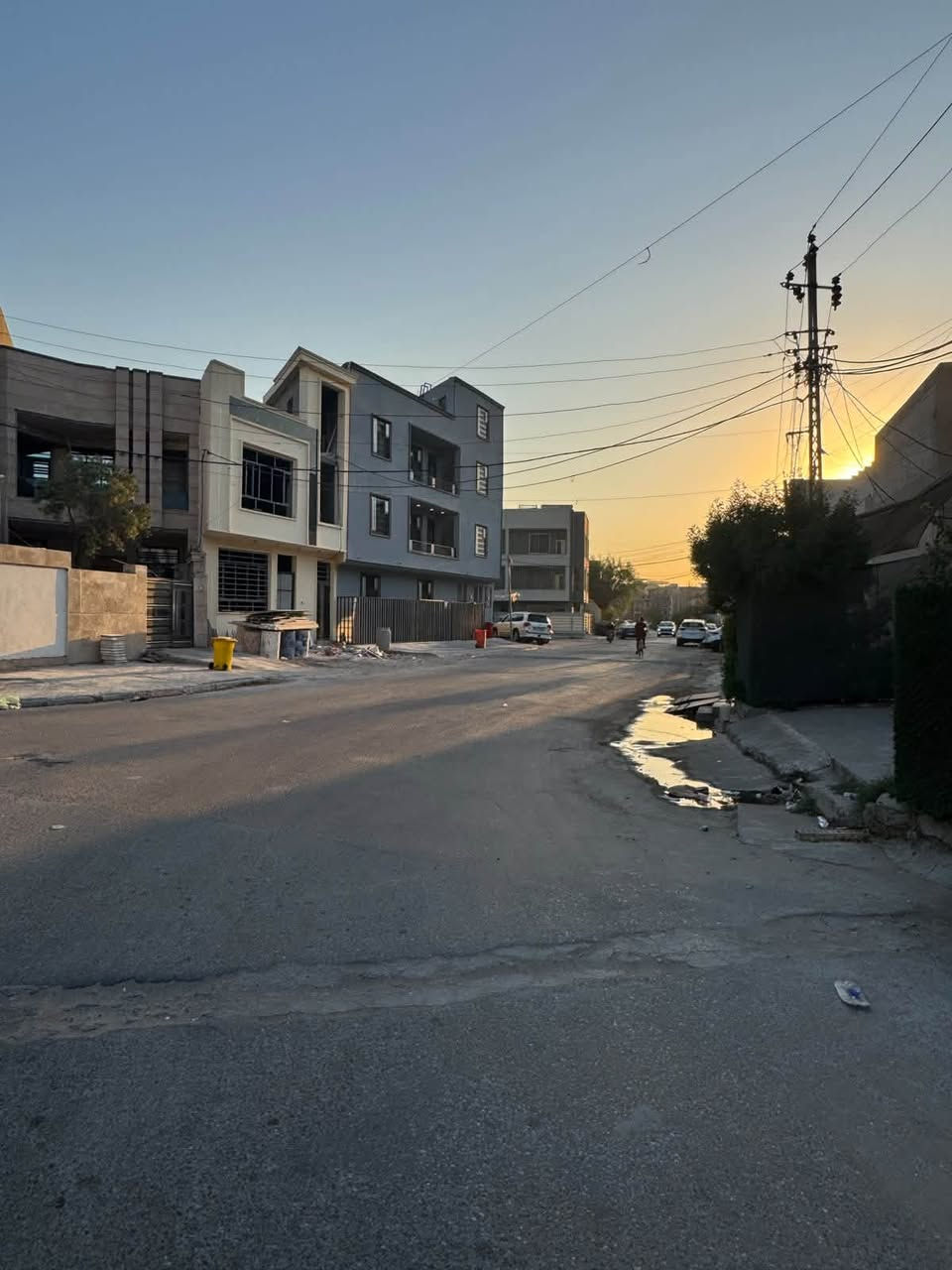 🏠 بيت للبيع في بغداد الجديدة
📐 المساحة: 100 م²
📏 الواجهة: 5.25 م
🏗️ سنة البناء: 2023
🛏️ عدد غرف النوم: 3
📍 الموقع: بغداد الجديدة، قرب فلكة كاتب عدل

📞 للاستفسار والتواصل:
+964 773 614 2601

🔔 للمزيد من العروض، تابعوا الصفحة وأضيفوا الحساب
