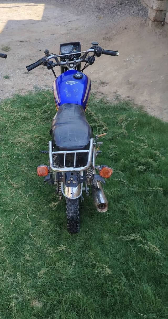 موطور للبيع نامه 5 كير موديل 18 سعر 250 وبي مجال للشراي ***********
