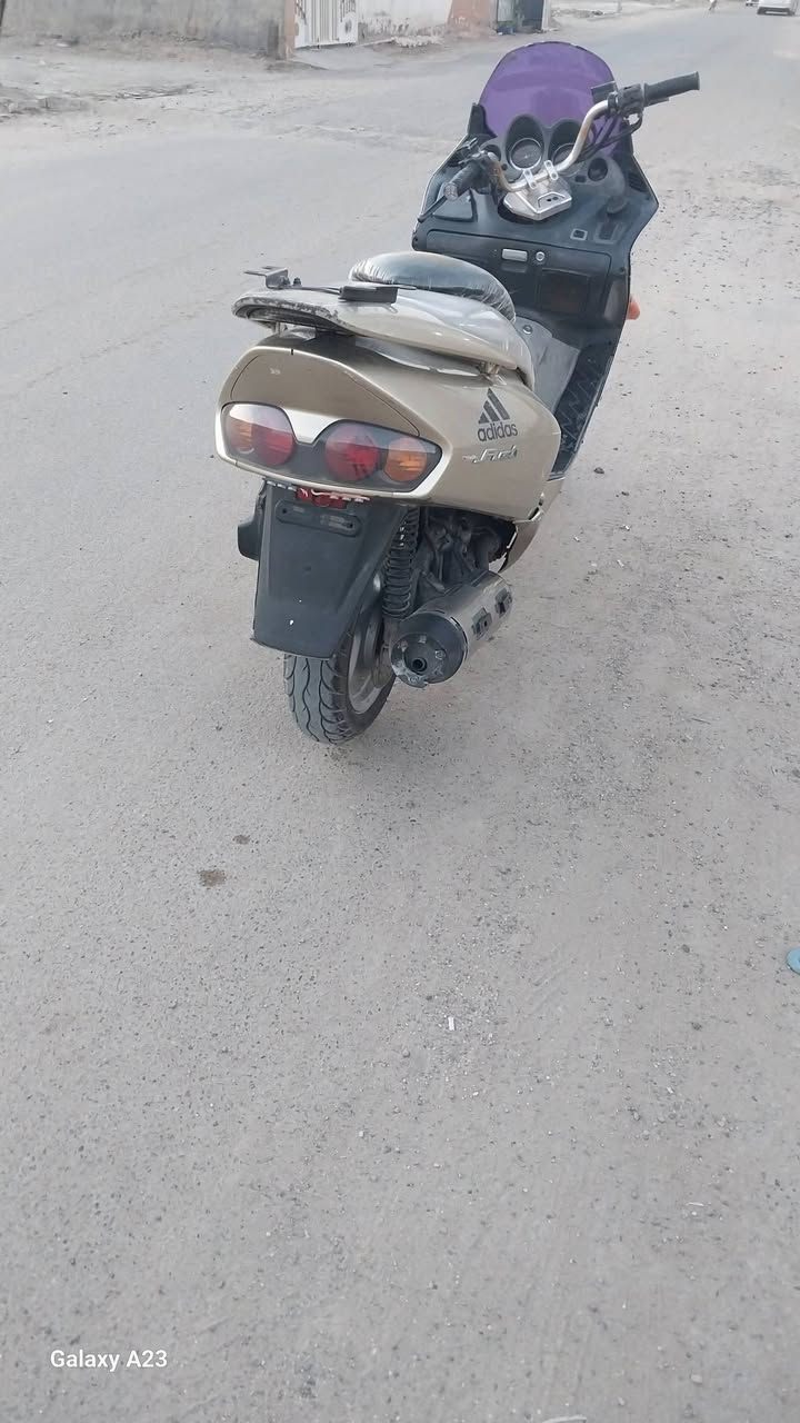 سلام عليكم دراجه فورزه***********.  ٥٠٠

