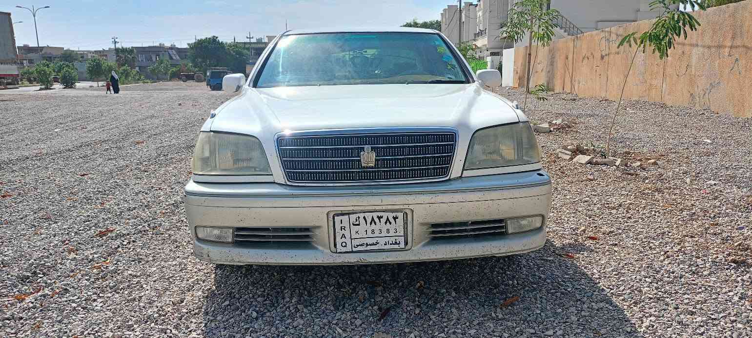 كراون • ٢٠٠١ • أوتوماتيك