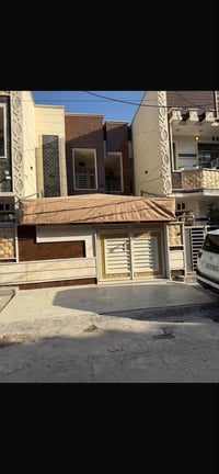 محلة ٣١٧ • ١١٨م • كراج كبير