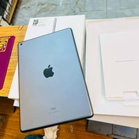 آيباد ٩ • ٢٥٦ • بطارية ٩٤%