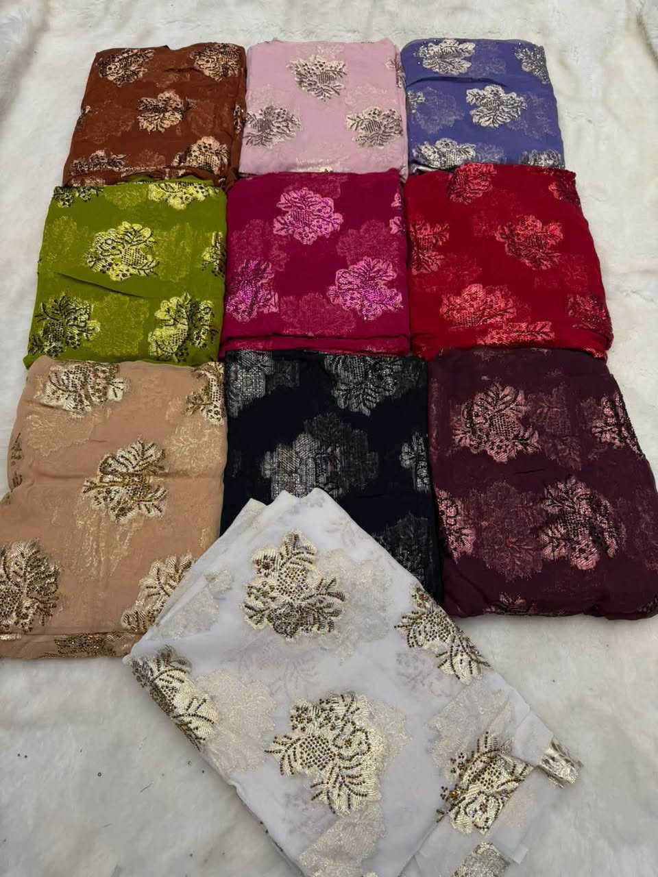 قطع جديد فقط جمله 
*********** Whatsapp 
اربيل عماره د.نامق مقابل شيخ جولي سوق الجمله
