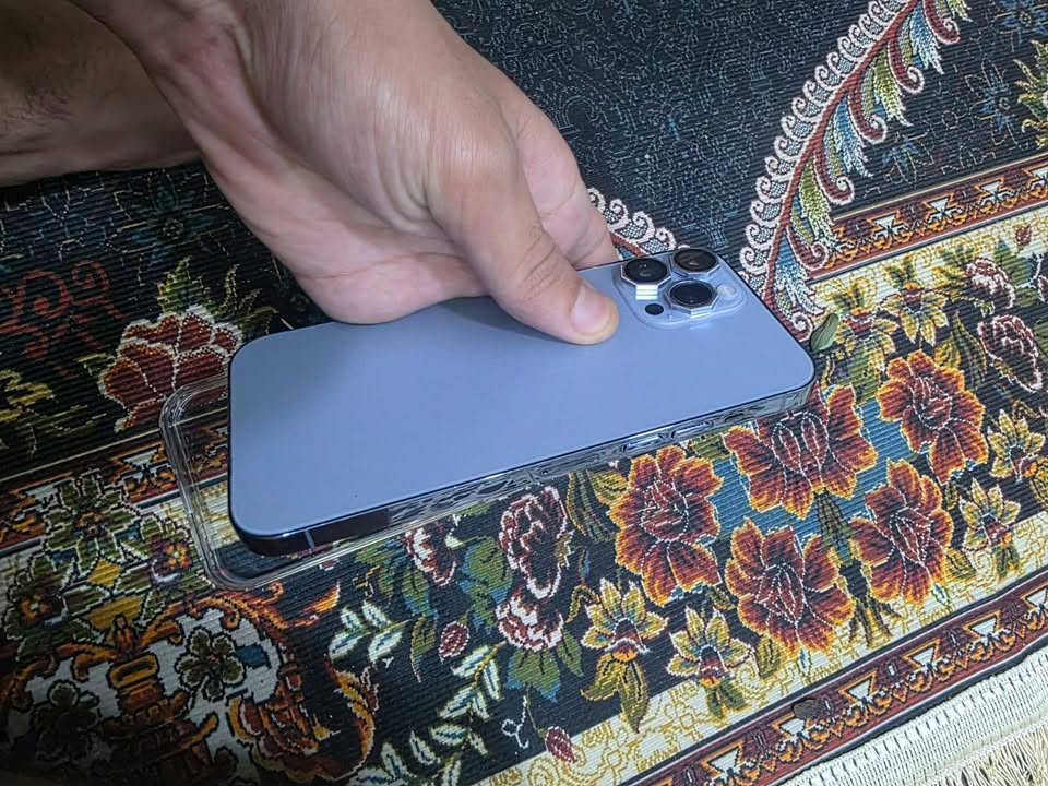 ايفون ١٣ برو ماكس • ٢٥٦ جيجا • فيس ايدي موقوف