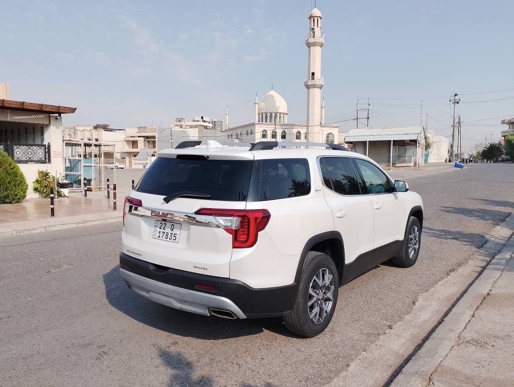 GMC ACADIA 2023
***********
موديل 2023 فول مواصفات 
محرك 4 پستن توربو مرغوب
دةبل أسكل _صندق شةفت_دةبل سلايت
كوشت جلد_ناو كريمي_كوشن خةزن
دوو كوشن كارةبا_رادار پشت و پيش و تةنيشتةكان_3 ريز كوشن_كوشن ساردو گةرم_
شحن موبايل_زور مواصفاتي تر
27 هةزار مايل رويشتووة 
هيچي نية سيارةكة بي صبوغة دوو دةرگاي بيلاد گوراوة بي ناو گرتن پشت و پيش كةپس _ايربگي نةتةقيوة_سيارةكي پاكة بةناوي خومانة _رقم شانصي و دةعمم داناوة
سعر:260$ 
شوين هةولير 
موبايل واتس///*********** أربيل, العراق
