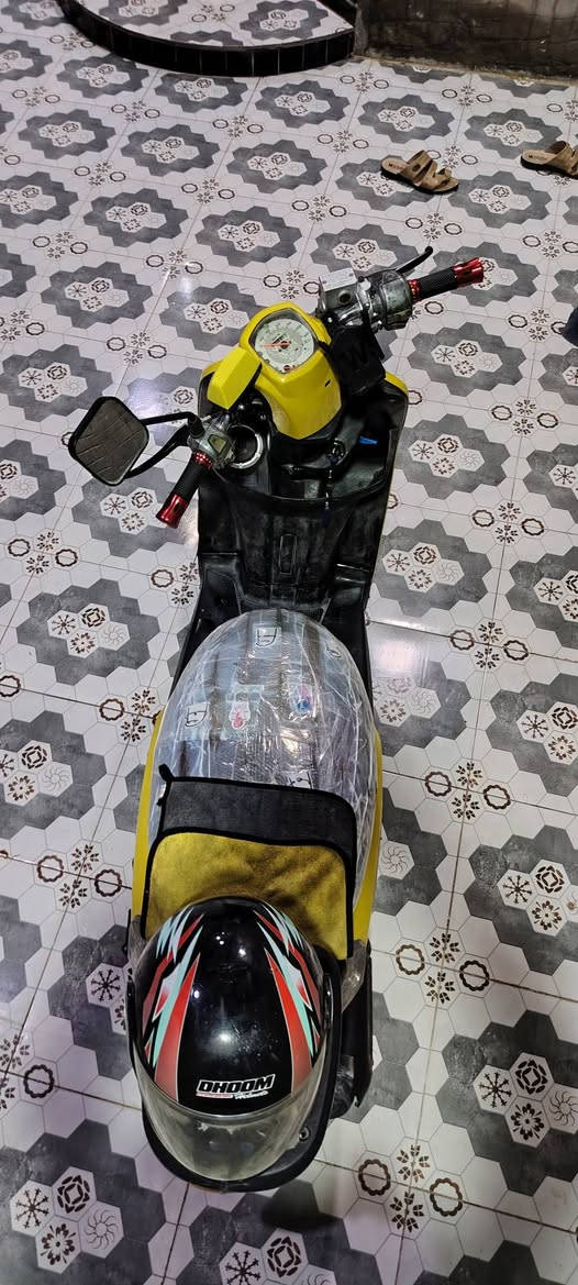 للـبـيــع♻️
السعر 600بيه مجال 💵

دراجه بوليس 2009🛵

كامله من كلشي. 

سلف +هندر. 

مع
صلنصه كاتم
+
صلنصه رياضي FM🌪

خرز حمر رياضي 
+
شلعه +معدل 

بيهه اضرار بلكفرات بصيطه 

الموقع او المكان ديالى بعقوبه باب الدرب📍

متواجد علـ واتساب *********** ☎️
