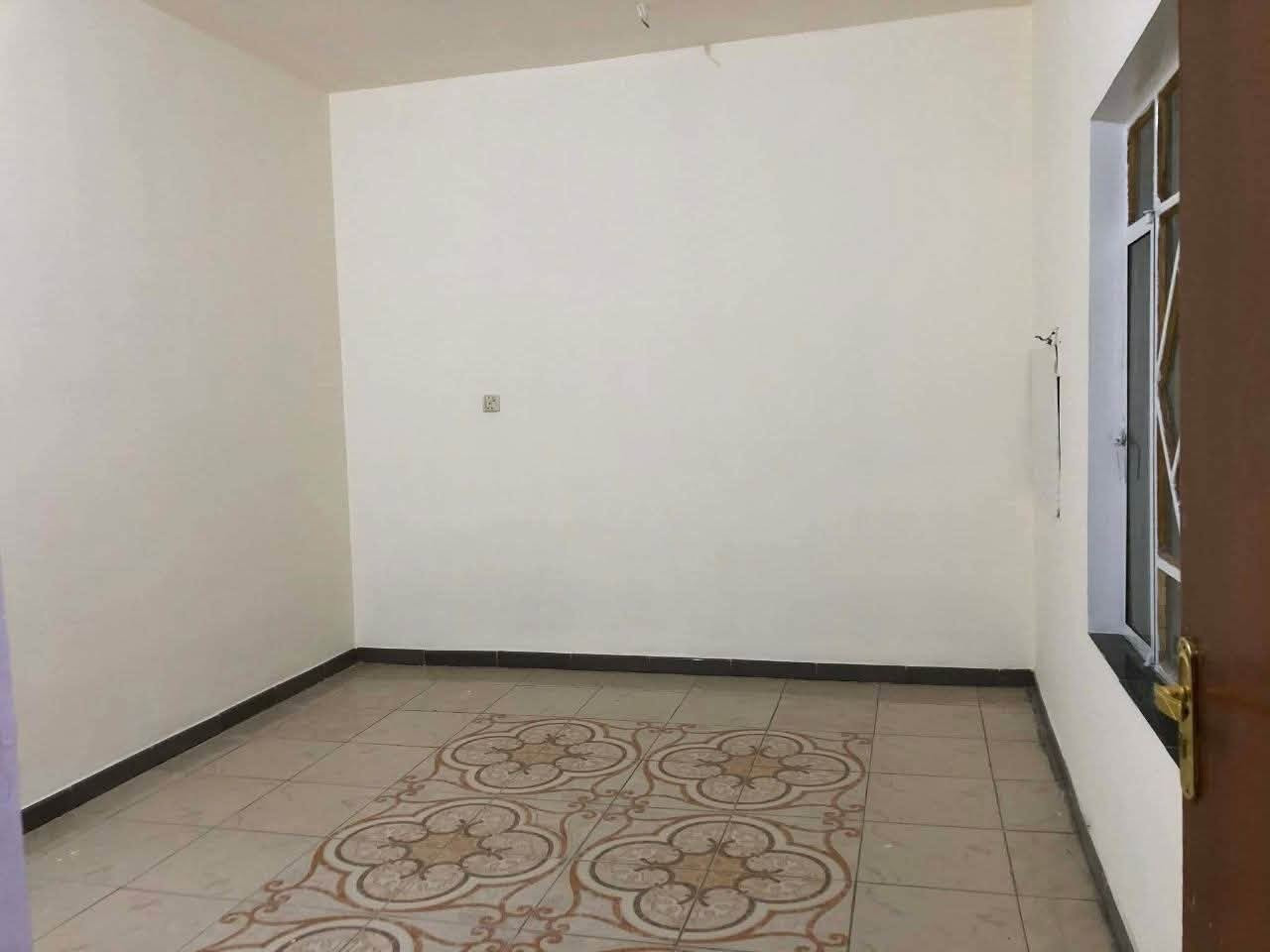 مشتمل للبيع – حي المهندسين
📍 مشتمل بمساحة 100 متر (5×20)
📍 طابو صرف

📍 موقع مميز في حي المهندسين قريب جدًا من شارع المهندسين الرئيسي

📍 يقع في الفرع المقابل لـ مدارس لارا الأهلية

📍 شارع عريض بعرض يقارب 15–20 متر

طابق واحد _يحتوي على غرفه _استقبال_كلدور_مطبخ_صحيات

📞 للاستفسار: 

*********** 

فرصة مناسبة للسكن أو الاستثمار في موقع حيوي وقريب من الخدمات.

25 يونيو

