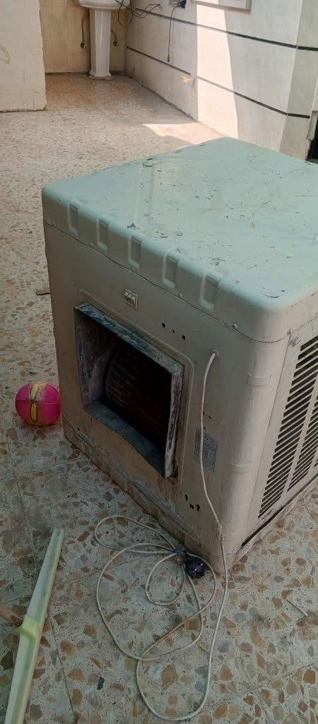 السلام عليكم 
مبرده مستعمله نظيف شغال للبيع 
سعره 65 الف وبيه مجال 
العنوان فلوجة حي نزال 
الشراي يتصل على هذا الرقم 
***********
***********

