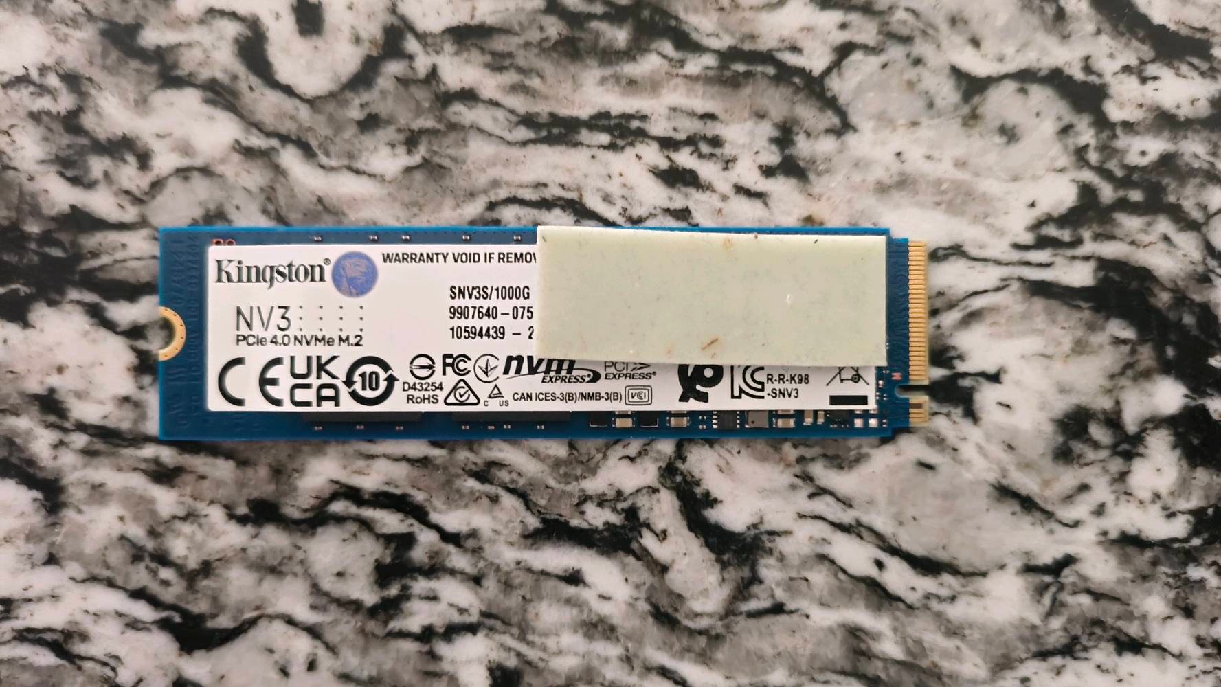 كينجستون • 1تيرابايت • NVMe PCIe4.0