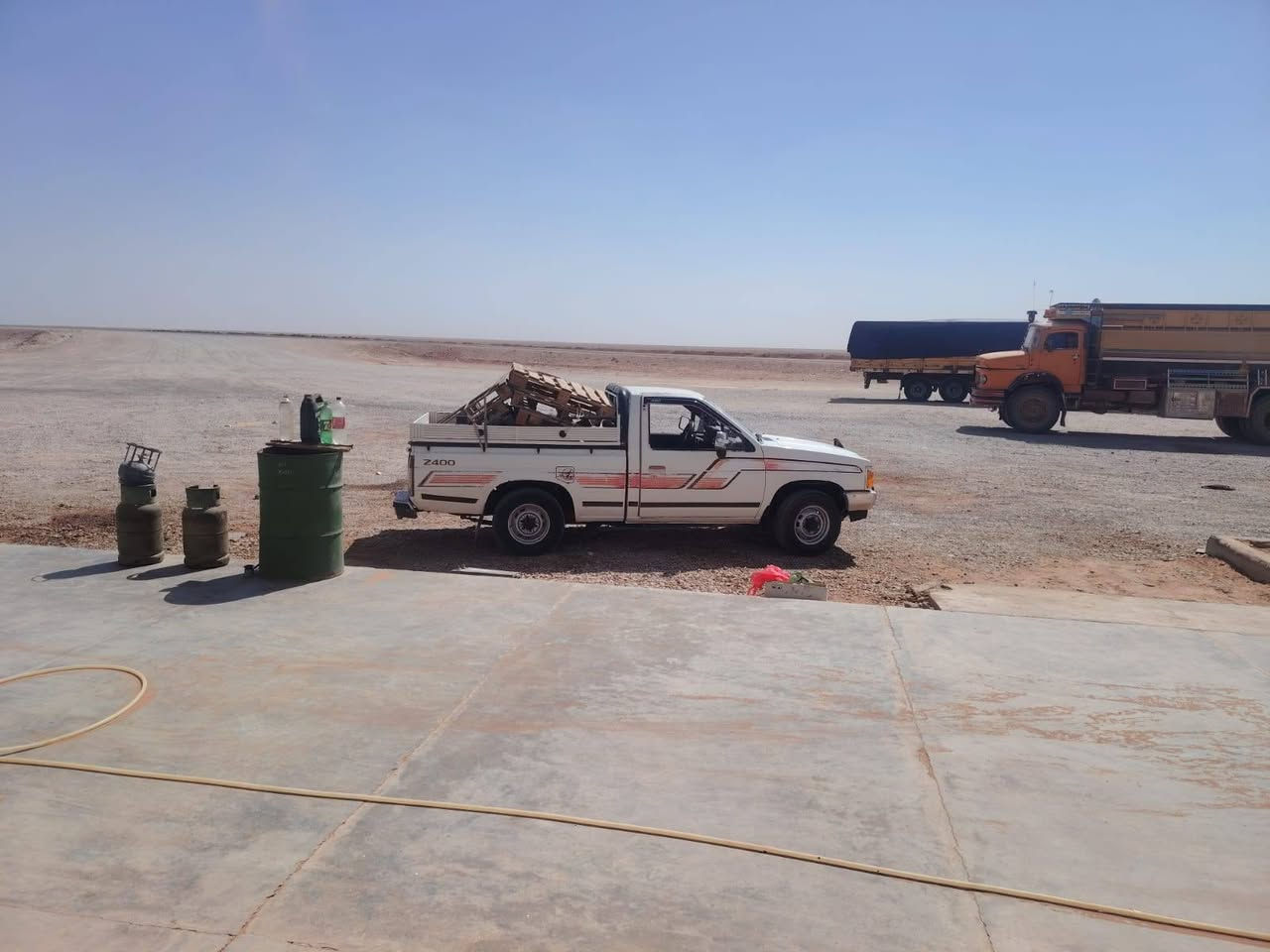 نيسان تك • موديل ١٩٨٩ • رقم انبار