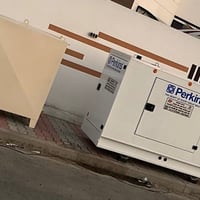 👈👈👈مولد للبيع بيركنز 30 KV ساعات التشغيل 1100 ساعة  مع خزان وقود سعة 1...