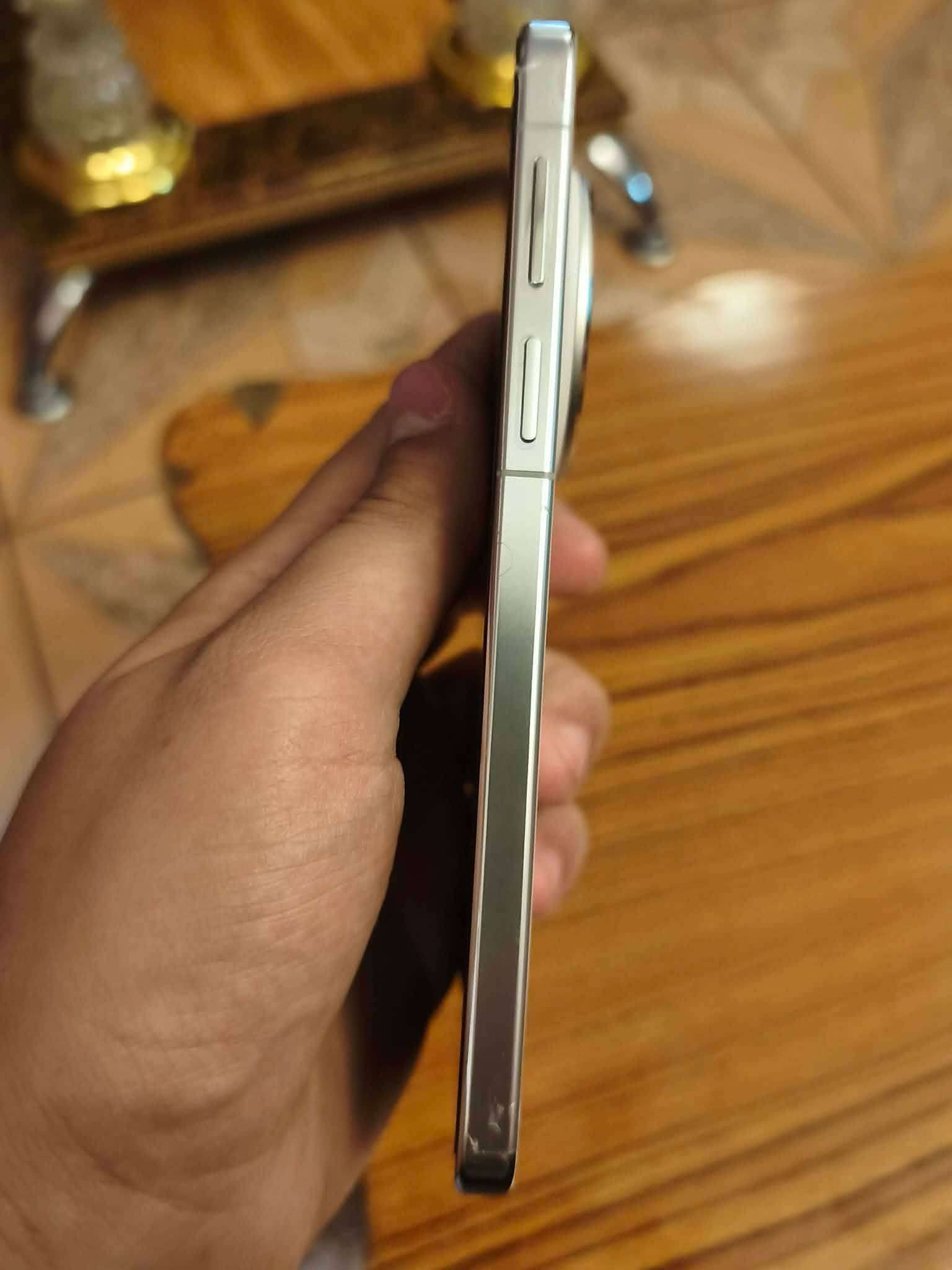 Huawei Mate 70 هواوي ميت
هواوي ميت 70 Huawei Mate

ذاكره 512 لون ابيض

ملاحظة، خدمات گوگل Google كلها شغاله 100%.

نظافة 100% مابي اي شخوط او ضربات

بطاريه 99%

غراضه كامله كارتونه وشاحنه 66 واط وگفر

مكاني بغداد..

بيع اومراوس السعر 550الف

***********
