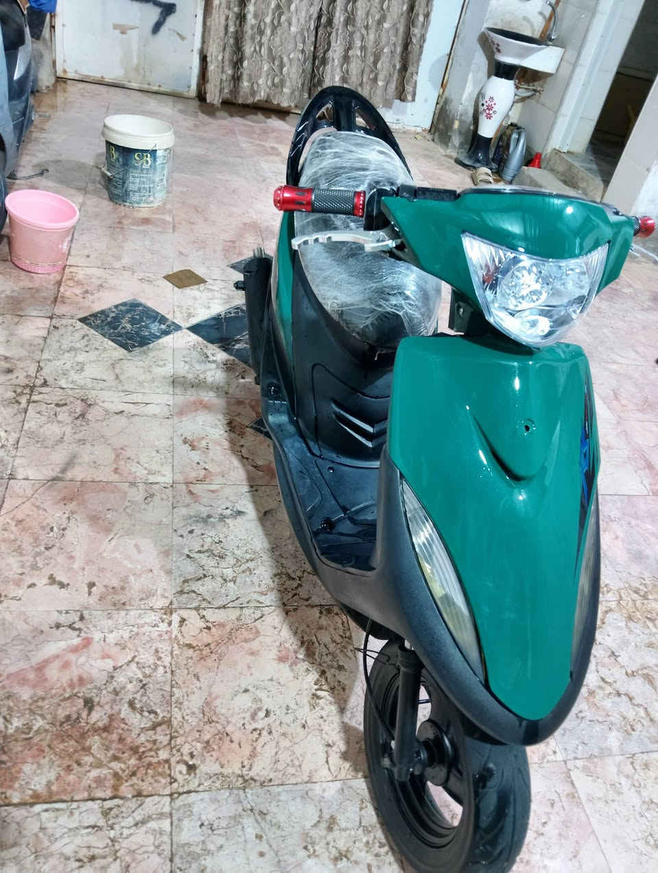 ماكس عدله للبيع كفرات البيها بلاديات والسود هم بلاديات اوراق كلها شغاله شوفت عينك دراجه شرط نعومه وشلعه مبدل بيها بستم فقط وين متريد افحص مكاني ميسان حي الحريه
الشراي يتصل *********** (السعر 750 وبيها مجال تعال وماقصر وياك 
ماكس عدله للبيع كفرات البيها بلاديات والسود هم بلاديات اوراق كلها شغاله شوفت عينك دراجه شرط نعومه وشلعه مبدل بيها بستم فقط وين متريد افحص مكاني ميسان حي الحريه
