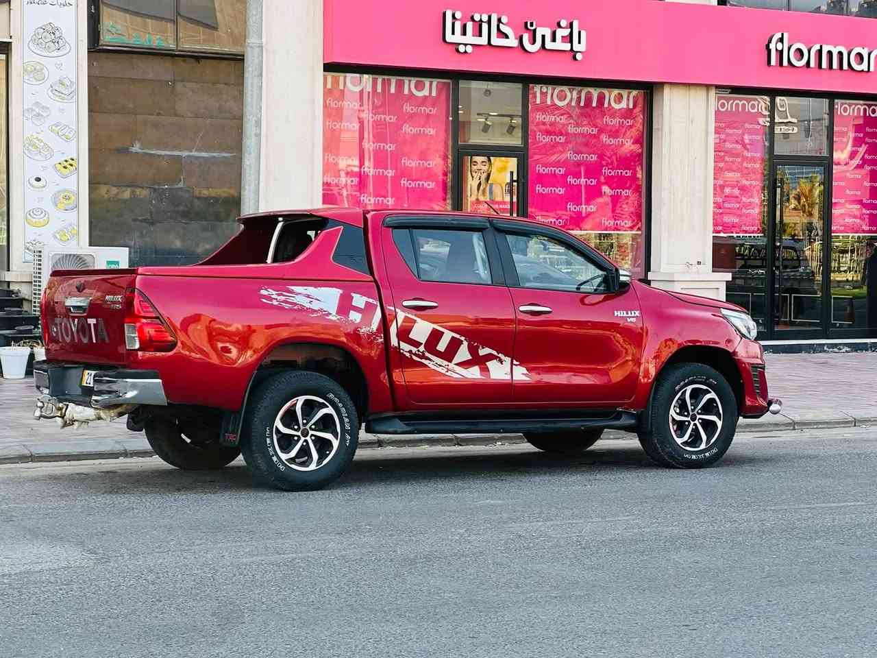 تيوته هايلوكس بانزين مديل 2020 وتماتيك فول مواصفات سعر 218 وبيه مجال كفاله عامه للاستفسار الاتصال *********** مكفوله كفاله عامه ضربه وتبديل بيها قطعتين كلير جاملغ وباب فقط بدون دواخل مواصفات بصمه تشغيل بصمه أبواب شاشه كبيره كامره خلفيه كير  وتماتيك  نضام  يكو تحكم  ستيرن زراق لايت مري شفط حساسات خلفيه مثبت سرعه  مانع  نزلاق مكينه بانزين سته 6️⃣ سلندر مكينه وكير مكفولات حداديه جديدهه تخم تاير جديد تبريد شغال ثلج رقم شمالي سنويه لل 31 تحويل او وكاله سياره جديده وجاهزه وأي نقص مابيهه مكان سياره كربلاء
