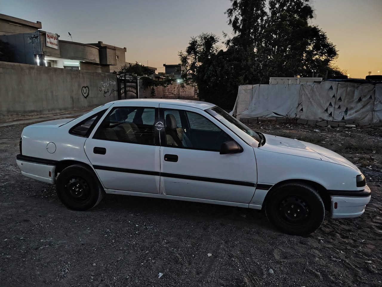 اوبل فكتره موديل 93رقم كركوك
***********
