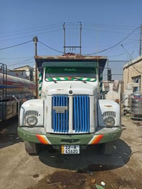 سكانيا 111 • موديل 81 • قلاب