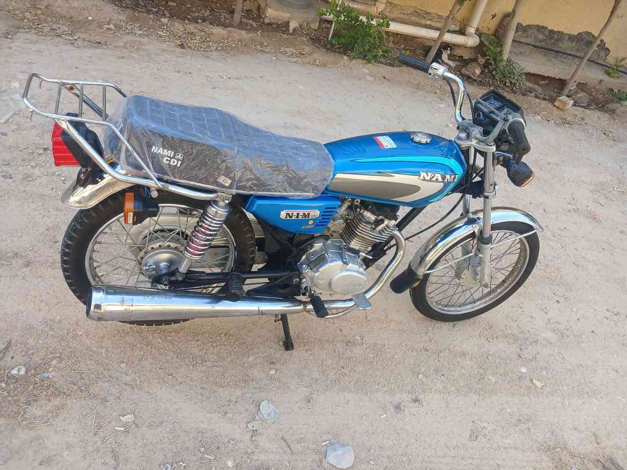 سلام عليكم  للبيع موديل 24 سكنر
دراجه كاملة سعر 475بيها مجال بسيط  مكاني كربلاء حي السلام  *********** شراي يتصل
