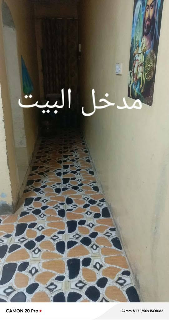 بيت  للبيع 100متر بالطول رقم  بدون معاملة  المكان بحي الشهداء السايدين كل الخدمات موجوده السعر 35 وبي مجال  الاتصال عل الرقم *********** عمارة, ميسان

نص مكتوب في الصور:
- استقبال CAMON 20 Pro 24mm f/1.7 1/25s ISO856
- غرفة
- صالة
- CAMON 20 Pro
- 24mm f/1.7 1/33s ISO1154
- مطبخ
- مدخل البيت