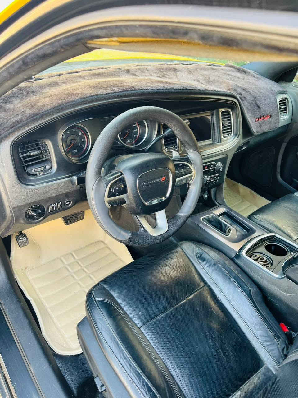 السلام عليكم جارجر اصل 2019بوليسي 5700
رقم بغداد سياره خطها عماره كربلاء جاهزه السياره
للأخير ماذب الف عليها كيرمكينه حداديه تبريد
لايت عدسات ليزريه طخم تأثير حادثها خشم جاملغ الايسروبنيدفقط بدون اي شي لاشاصي
لالغدلافخذه السياره عضمتها فول مكانها كربلاء 
الباقي التفاصيل اتصل ‏‪***********‬‏ اني مكلف بالنشر السعر 185
