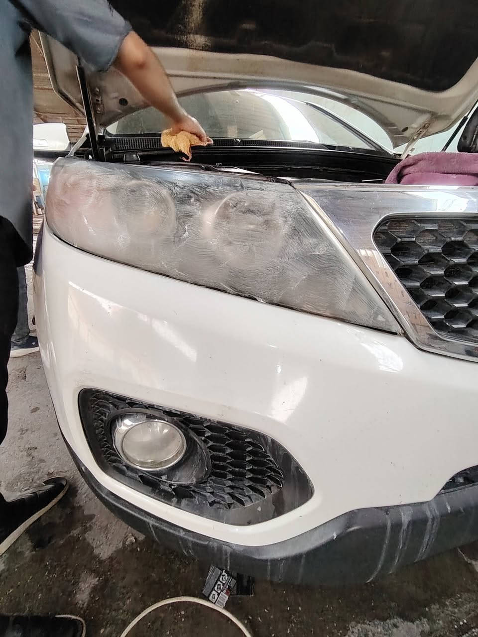 تم عمل بولش على #KIA_Sorento✅
تجديد الماصدات والجام ضمان سنه بالعمل 
#واسط_العزيزية_الشارع_الجديد📍
محطـة غسل الجوادين 
📞:***********
بأداره ستار علي
