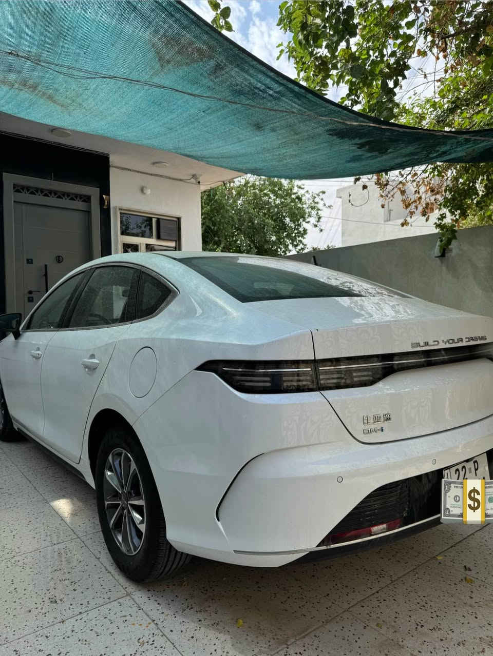 Byd ديستروين
كلين 
بدون صبوغ 
بدون تعديل
كير محرك جديد
شرط تحويل و غرامات 
ماشي 30km
بدون حالوب
***********
***********
مكان سياره كركوك 
Byd
سياره كه كلينه
بي سبوغ 
بي تعديل 
بي ته زره
كيرو مكينه به شه رت كركوك, العراق
