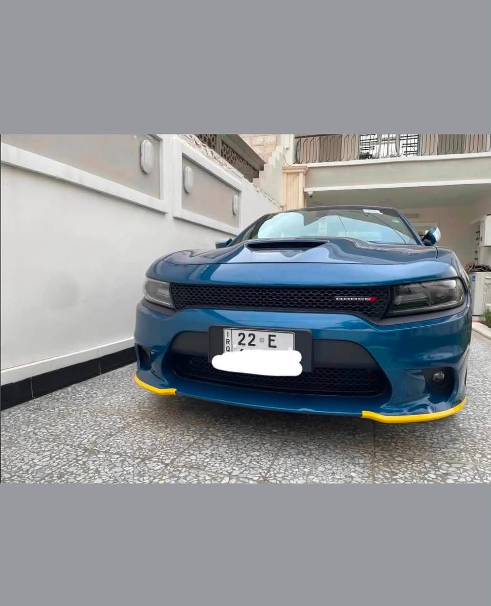 السلام عليكم جارجر جيتي وكاله هارلم موديل ٢١ رقم أربيل ماشيه ٢١ الف ميل شرط التحويل كفاله عامه السياره المواصفات فتحه سقف كشنات جلد تبريد قطعتين شاشه كبيره كشن كهرباء حساسات خلفيه رادارت جانبيه ويل كروم وبقيه المواصفات المعروفه
الموقع بغداد
***********
