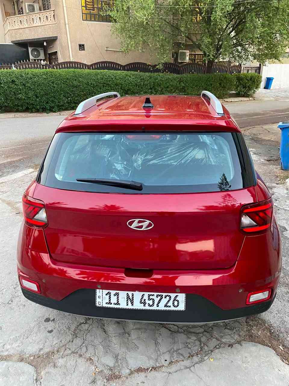 السلام عليكم 🌹

🚘 للبيع فقط — هونداي فينو 2022

✨ أمريكي | فول مواصفات | بحالة ممتازة

🔹 محرك 1600 DOHC دبل نوزل
🔹 فول فتحة
🔹 شاشة + كاميرا
🔹 تبريد ❄️
🔹 شاشة بيانو
🔹 فول تحكمات
🔹 ماشية فقط 18 ألف ميل
🔹 ترايها مال زيرو

📌 الحادث: بسيط جداً مثل ما موضح بالصور المرفقة، فقط طخة بالصندوق والجاملاغات الخلفية، فقط رش للتجميل بدون اي معجون أو تصليح.
✅ بدون دواخل
✅ بدون إيرباك
✅ السيارة جاهزة وما بيها أي نقص
✅ سنوية وهزة
✅ رقم جديد

📍 الموقع: بغداد — شارع فلسطين

💰 السعر: 128 ورقة
💵 بيها مجال بسيط للجادين.

📞 للاتصال: ***********
