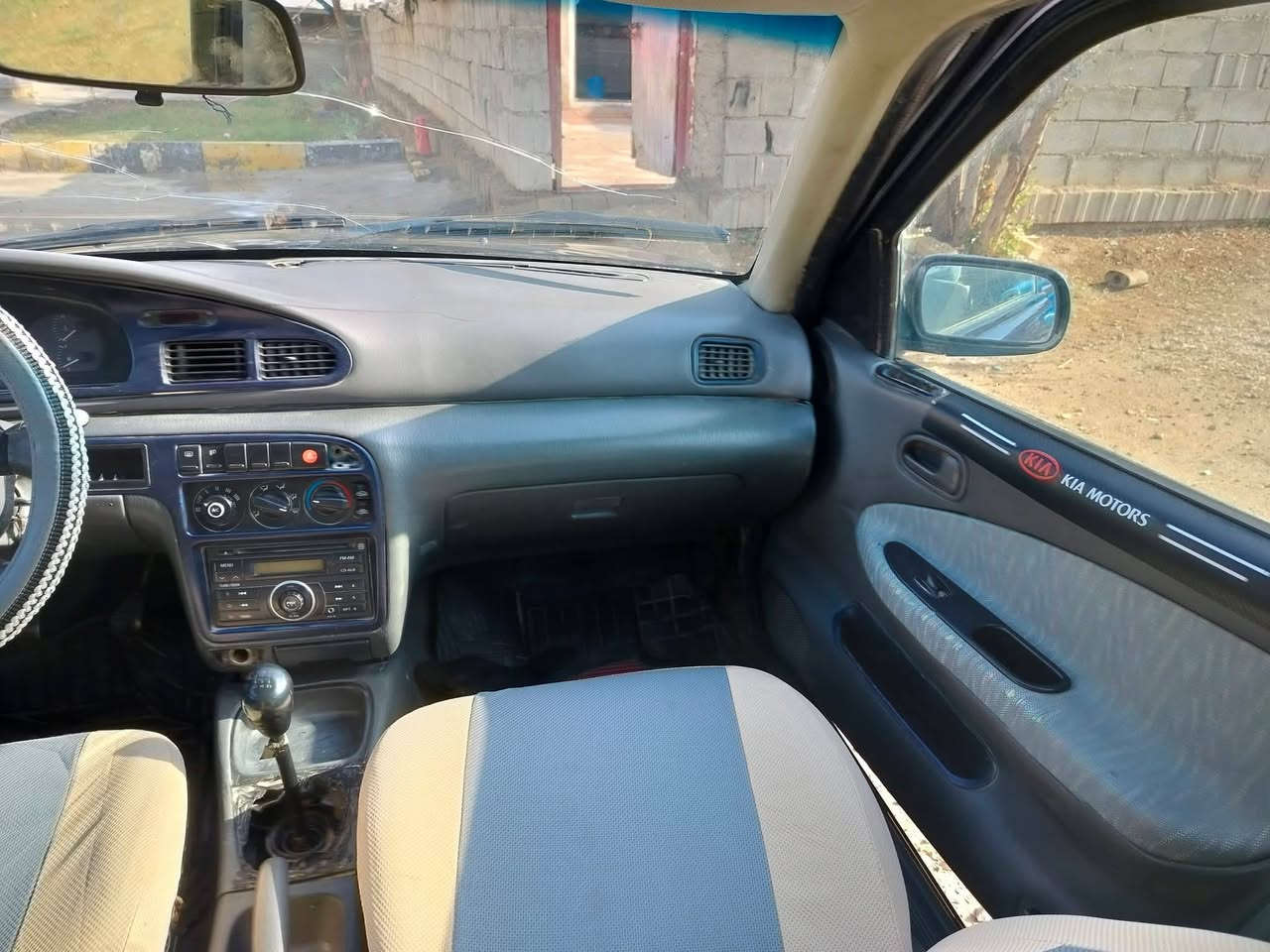 ٩٥
مسكر 

جاهزه 

***********

٣١ وبيها مجال 

المكان الصويره
