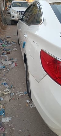 تواصل واتساب • بدون تفاصيل