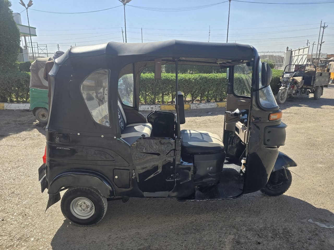 يالله السلام عليكم تكتك موديل 22 شهر 10جاهزه من كلش سعره 8500 تحويل ثاني ويوم مكان بغداد النهروان رقمي  ‎***********
