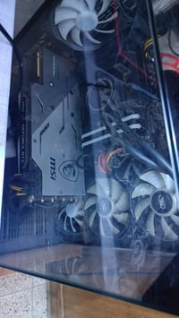 بدون كارت شاشة • i5 10600kf • Z590 Aorus