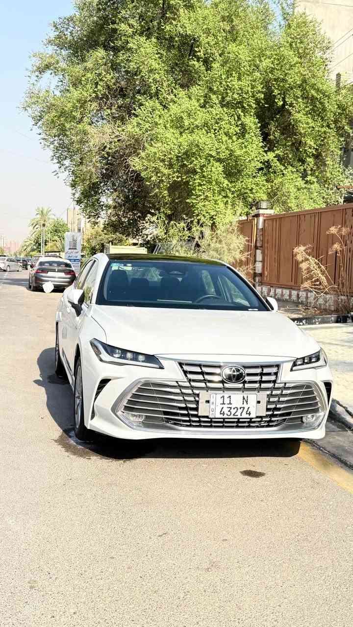 Toyota Avalon HEV

موديل [2025] | ماشية [6000] كم

أفالون هايبرد بمواصفات راقية وحضور استثنائي، تجمع بين الفخامة اليابانية، الراحة العالية، والأداء الهادئ مع اقتصاد ممتاز بالوقود.

المواصفات والتجهيزات:
• محرك Hybrid HEV
• ناقل حركة أوتوماتيك
• فتحة سقف بانوراما
• دخول وتشغيل ذكي
• كاميرا وحساسات
• أنظمة أمان ومساعدة للسائق
• شاشة وعدادات رقمية
• مقاعد داخلية فاخرة
• جنوط ألمنيوم
• لون أبيض لؤلؤي مميز

سيارة بحضورها، بفخامتها، وبمستوى قيادتها.
Avalon HEV — خيار مختلف لمن يعرف قيمة السيارة.

السعر: [عند لاتصال]
الموقع: [حي العدل]
للتواصل:*********** بغداد, العراق
