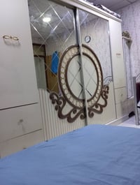 غرفه نوم كامله + قطعه مثل المخزن مال مفارش و غيرها ما مصورها، السعر ال...
