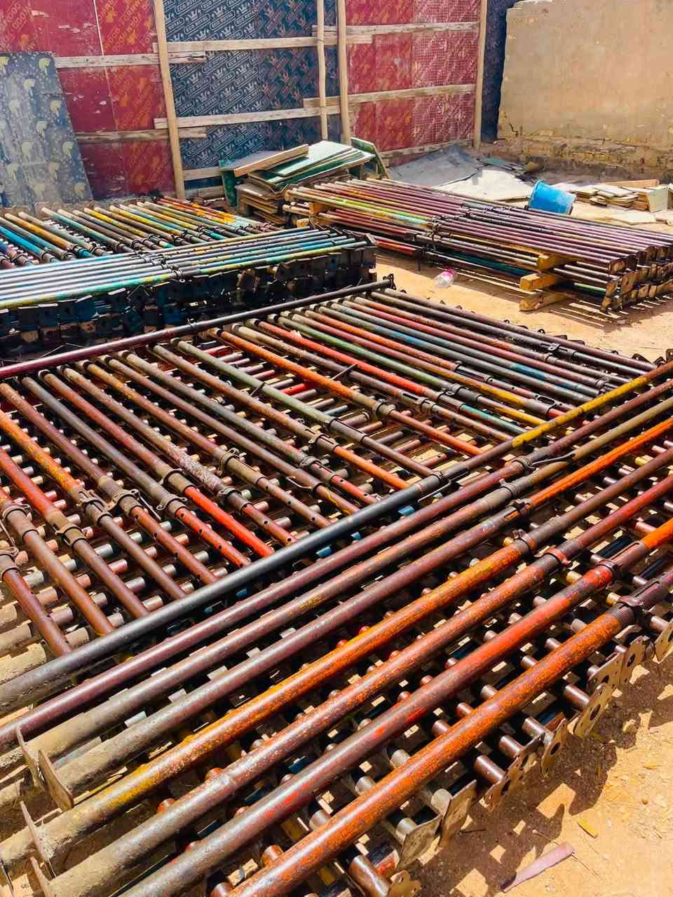 جكات للبيع حاضن وعجمان 4متر و5 متر سعر مناسب ***********
